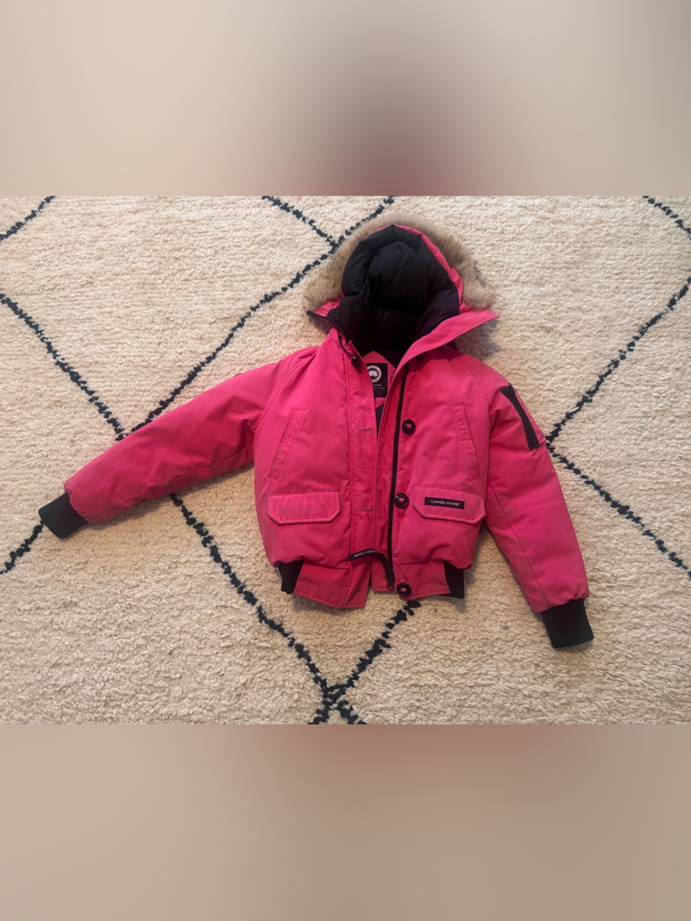 Canada Goose Kids Hot Pink Hooded Puffer Jacket size XS